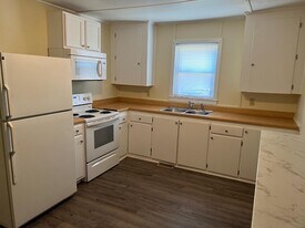 513 E 14th St in Lumberton, NC - Building Photo