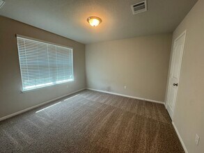 413 Lewisville Ln in Leander, TX - Building Photo - Building Photo