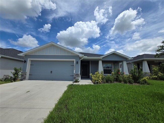 1352 Mountain Flower Ln in Davenport, FL - Building Photo - Building Photo
