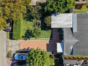 1624 NE 175th St in North Miami Beach, FL - Building Photo - Building Photo