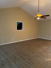 6904 La Christa Way in Knoxville, TN - Building Photo - Building Photo
