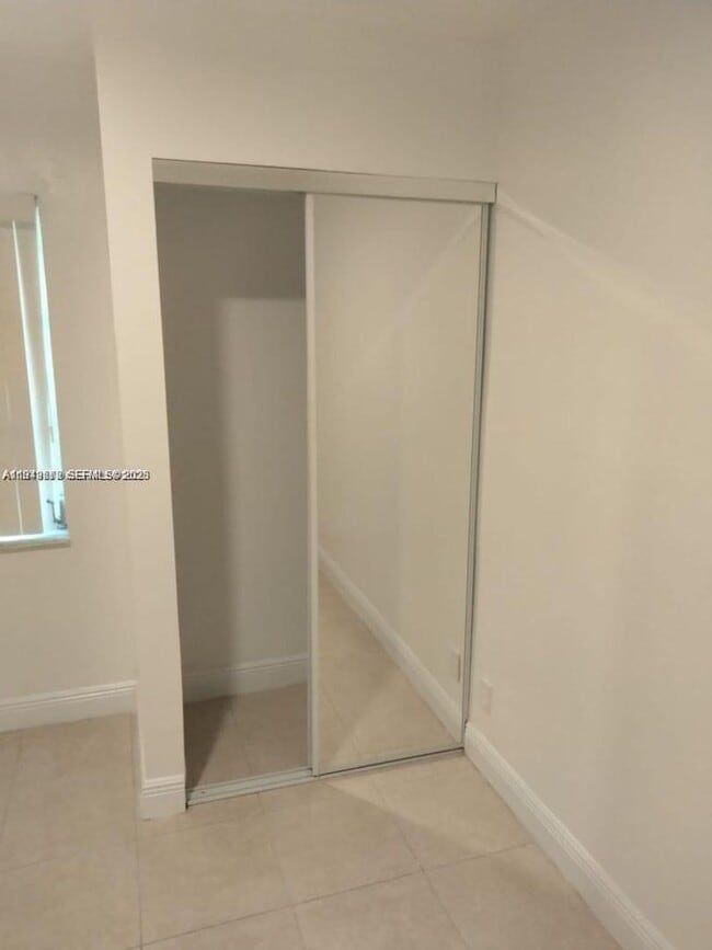 7006-7008 NW 78th Ave in Tamarac, FL - Building Photo - Building Photo