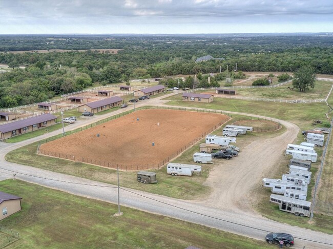 5707 Rawhide in Stillwater, OK - Building Photo - Building Photo