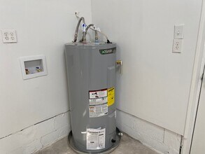 5612 Turkey Dr in Pensacola, FL - Building Photo - Building Photo