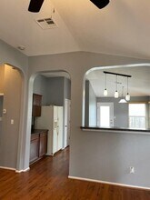 3309 Barksdale Dr in Austin, TX - Foto de edificio - Building Photo