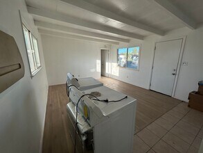 40360 Mayberry Ave in Hemet, CA - Building Photo - Building Photo