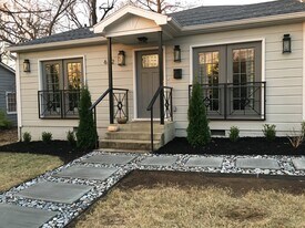 622 E Maple St in Fayetteville, AR - Building Photo