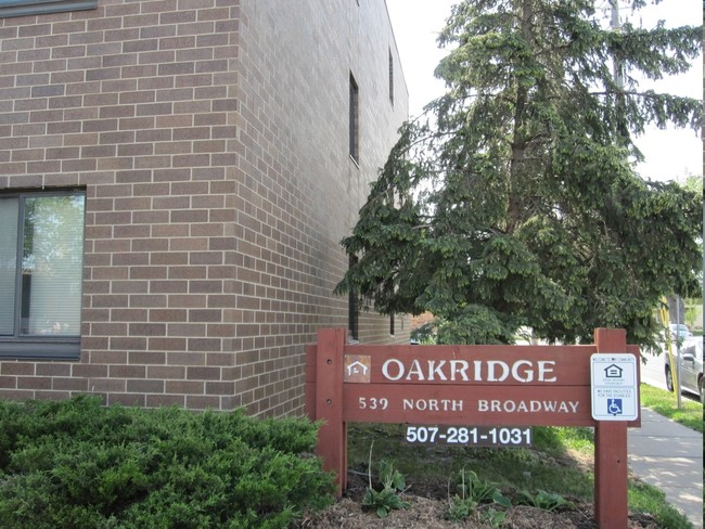 Oakridge Apartments