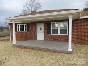 7510 Palm Tree Church Rd in Vale, NC - Building Photo - Building Photo