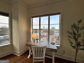 2277 Peachtree Rd NE in Atlanta, GA - Building Photo - Building Photo