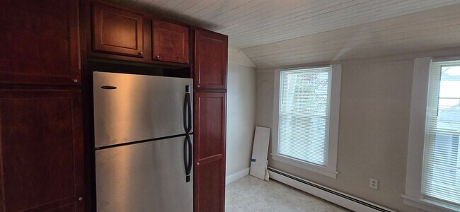 154 Washington St in Norwich, CT - Foto de edificio - Building Photo