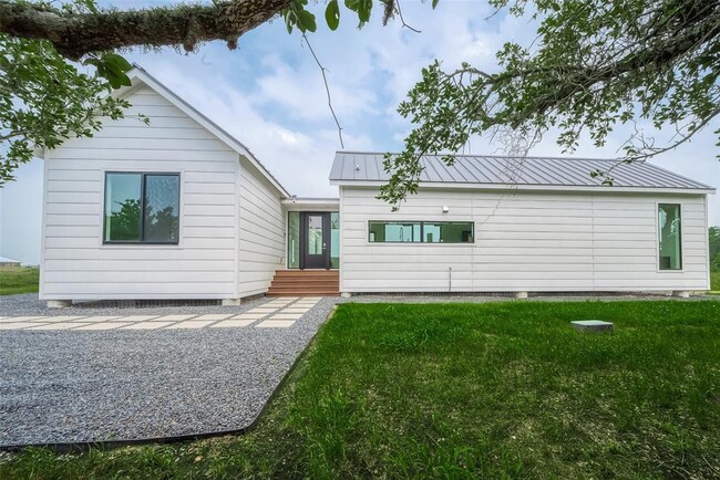 property at 8654 Fm 2145