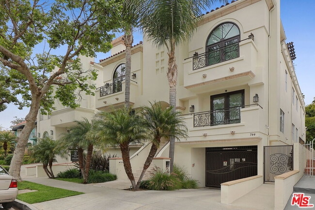 property at 744 N Alfred St