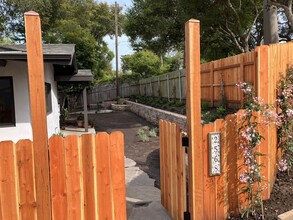 2568 Mesa School Ln in Santa Barbara, CA - Building Photo - Building Photo