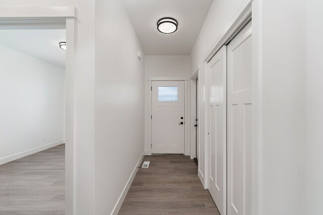 5915 Little River Loop in Billings, MT - Building Photo - Building Photo