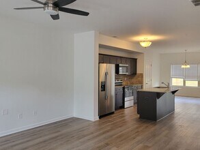 1576 Iris Walk in Jonesboro, GA - Building Photo - Building Photo