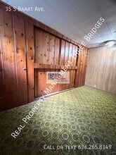 35 S Barat Ave in Ferguson, MO - Building Photo - Building Photo