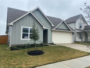 412 Merriman Rd in San Marcos, TX - Building Photo - Building Photo