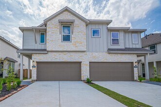 21227 Doubtful Cyn Dr in Cypress, TX - Building Photo - Building Photo