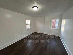 167 W Hudson Ave in Dayton, OH - Building Photo - Building Photo