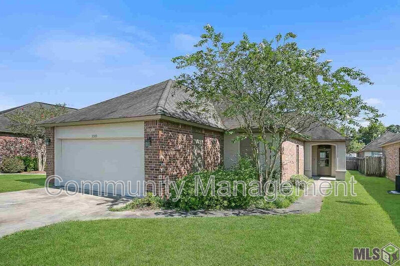3315 Southlake Ave in Baton Rouge, LA - Building Photo