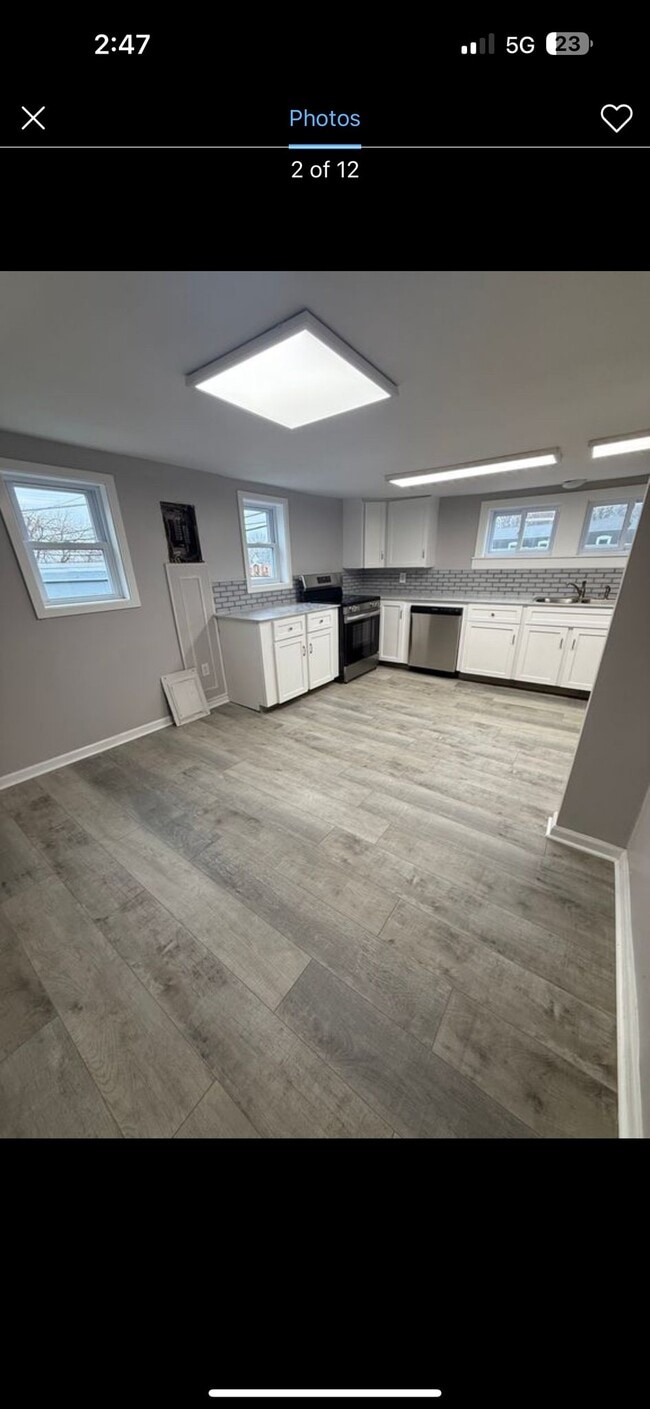 9142 Main St in Clarence, NY - Building Photo - Building Photo