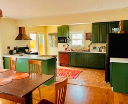 2919 Harvey St in Madison, WI - Building Photo