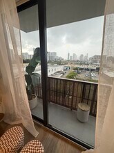 60 NW 31st St, Unit A9 in Miami, FL - Building Photo - Building Photo
