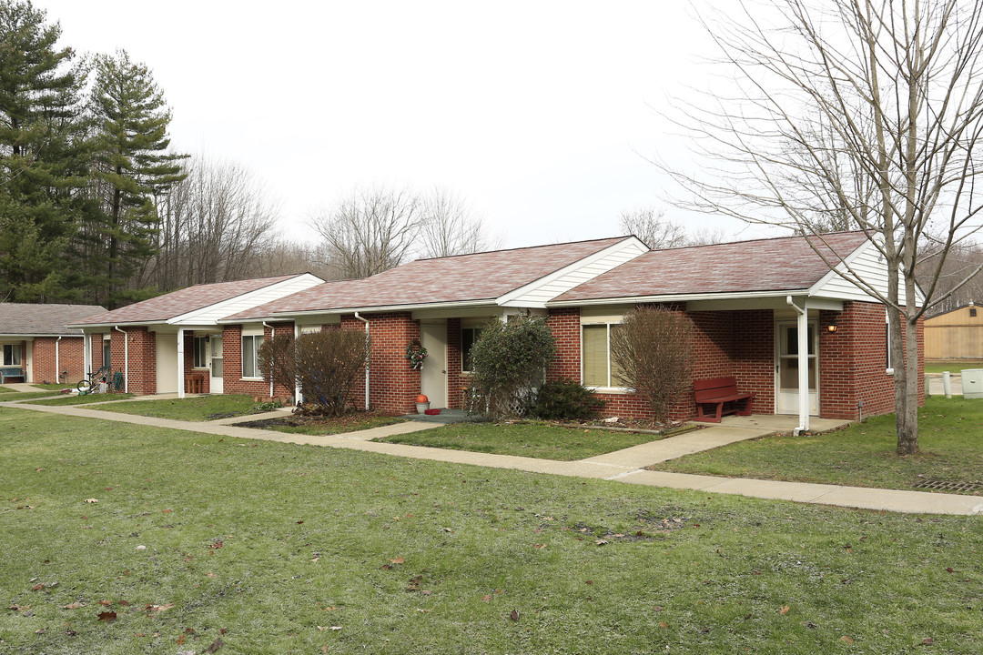 Andover Apartments in Andover, OH - Building Photo