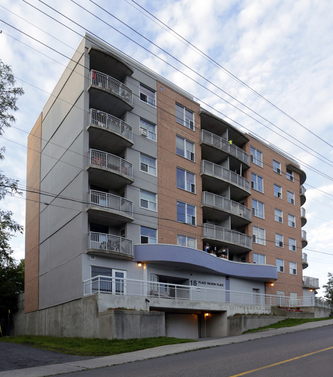 Vachon Place in Ottawa, ON - Building Photo - Building Photo