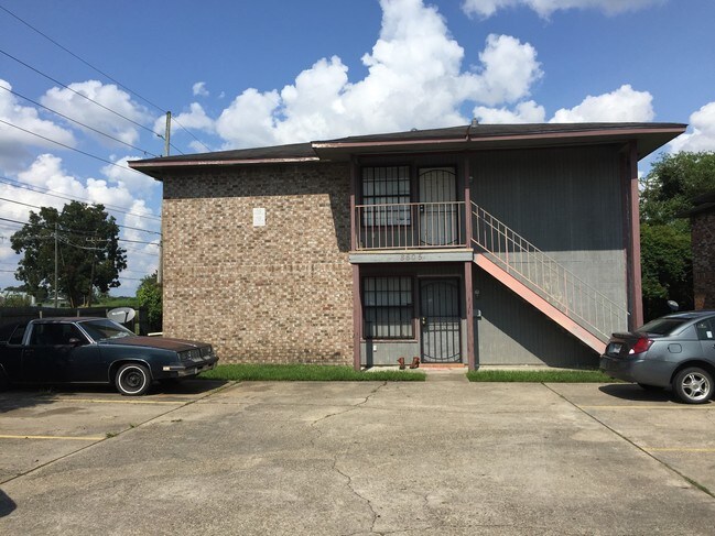 8505 Leake Ave in Baton Rouge, LA - Foto de edificio - Building Photo