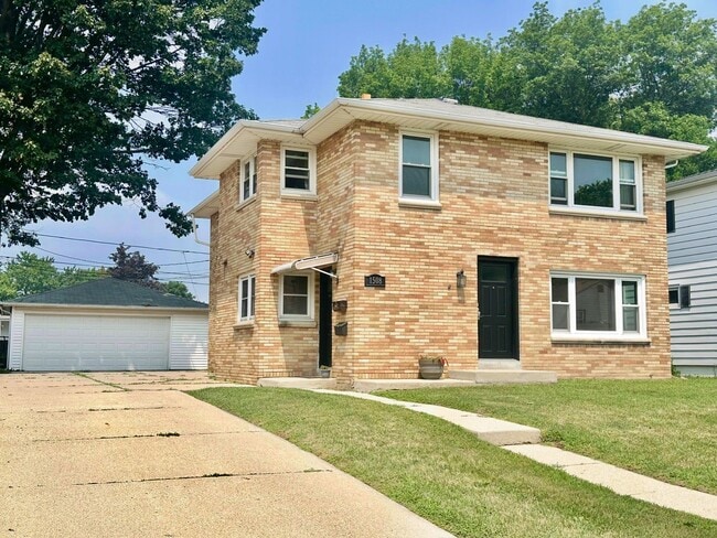 1508 Walnut St