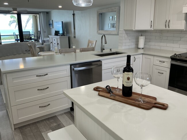 355 S Ocean Dr, Unit #303 in Fort Pierce, FL - Building Photo - Building Photo