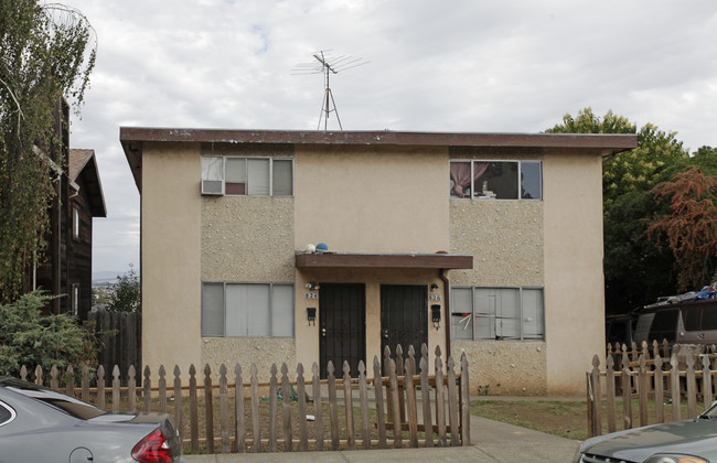 824-826 Florida St in Vallejo, CA - Foto de edificio - Building Photo