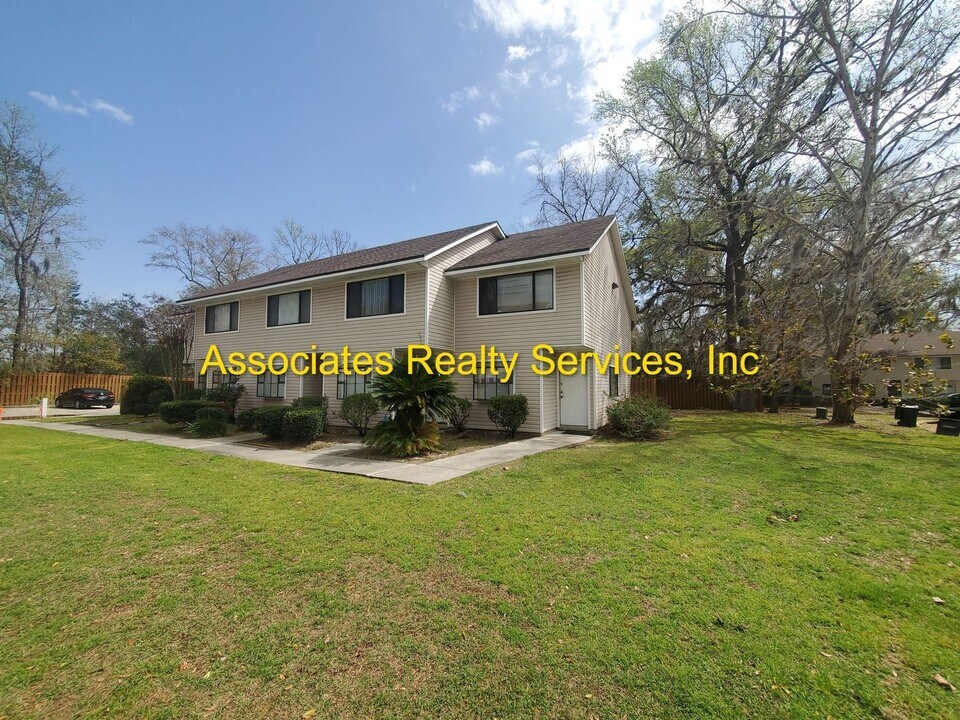 843 SW 60 Terrace in Gainesville, FL - Building Photo