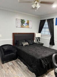 929 Dennis St SW - 4