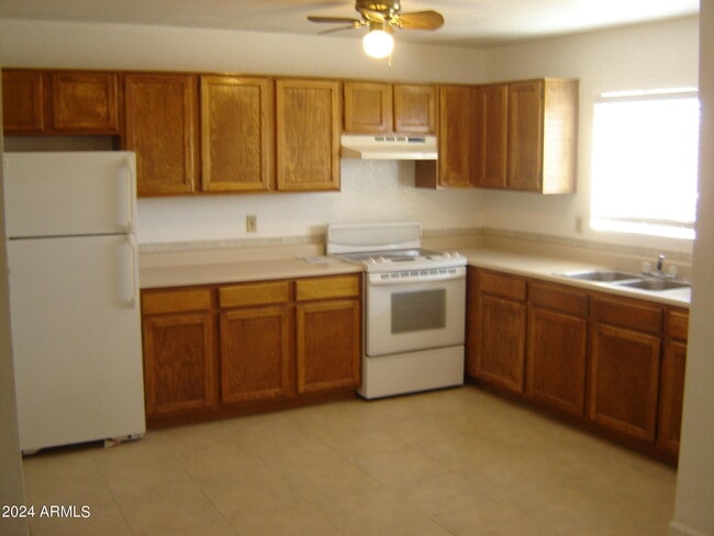 450 Palm Dr in Wickenburg, AZ - Building Photo - Building Photo