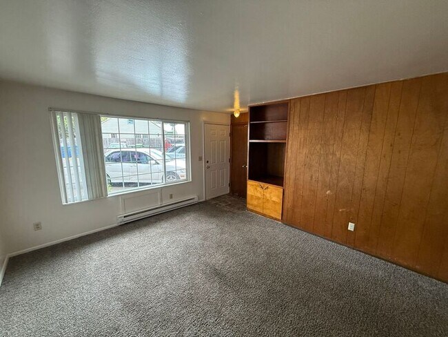 598 Ford St SE in Salem, OR - Building Photo - Building Photo