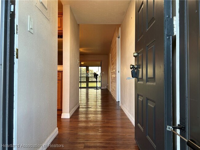 5556 Matanzas Dr in Sebring, FL - Building Photo - Building Photo