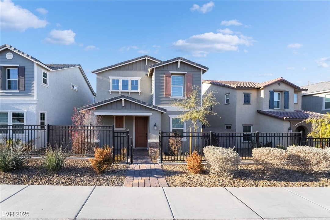 2479 Bellinzona Pl in Henderson, NV - Building Photo