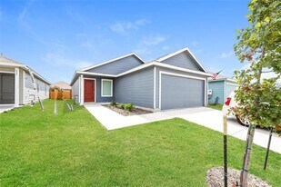 811 Ponderosa Ln in Princeton, TX - Building Photo