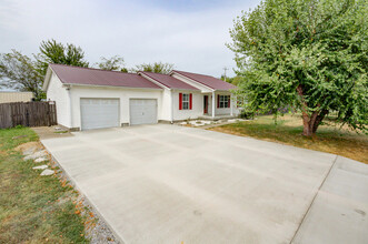 16 Winding Oaks in Elkton, KY - Building Photo - Building Photo