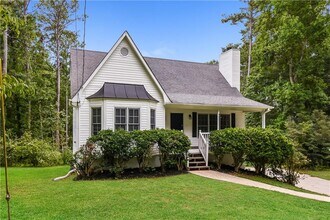 229 Sleepy Hollow Rd in Powder Springs, GA - Building Photo - Building Photo