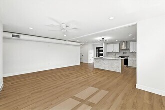 815 Buckingham Pl in Austin, TX - Building Photo - Building Photo