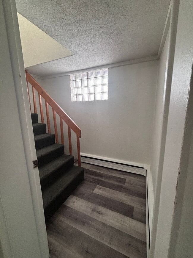 108 11th Ave SE in Minot, ND - Building Photo - Building Photo