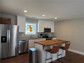 5956 Moon Dr in Lula, GA - Building Photo - Building Photo