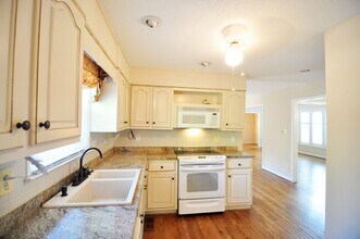 10311 Melanie Dr SE in Huntsville, AL - Building Photo - Building Photo