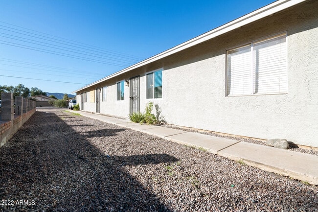 2254 W Southern Ave-Unit -11 in Phoenix, AZ - Building Photo - Building Photo