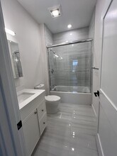 5 Adamson St, Unit 3 in Boston, MA - Building Photo - Building Photo