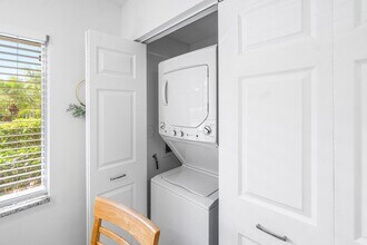 7321 Amberly Ln in Delray Beach, FL - Building Photo - Building Photo